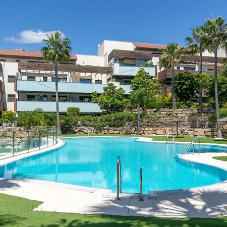 Apartment Residencial Hoyo 19 *