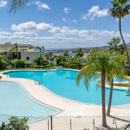 Residencial Hoyo 19 *