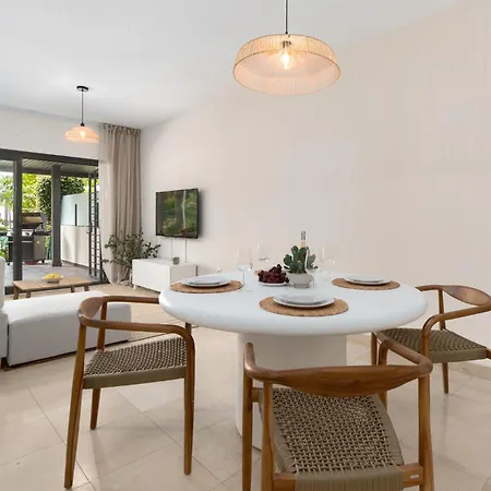 Residencial Hoyo 19 Apartment